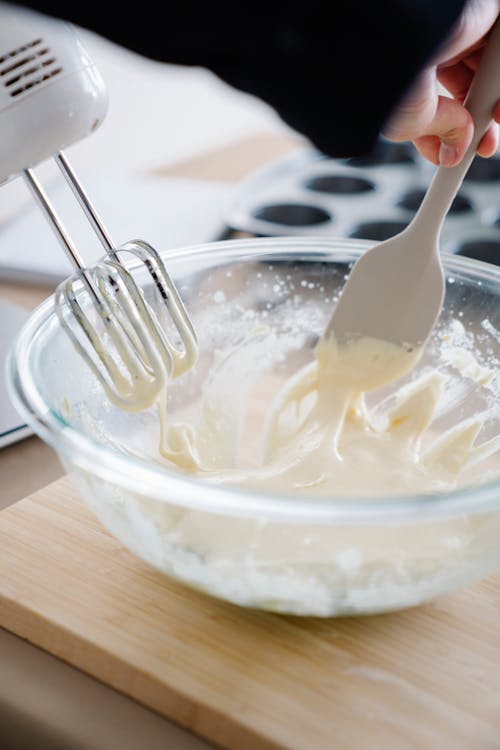 Free Close-Up Shot of a Person Baking Stock Photo