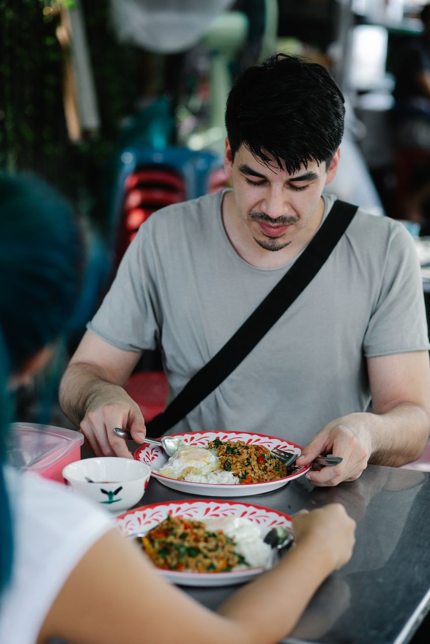 食べ歩きと合わせてランチも楽しめるお食事処2選