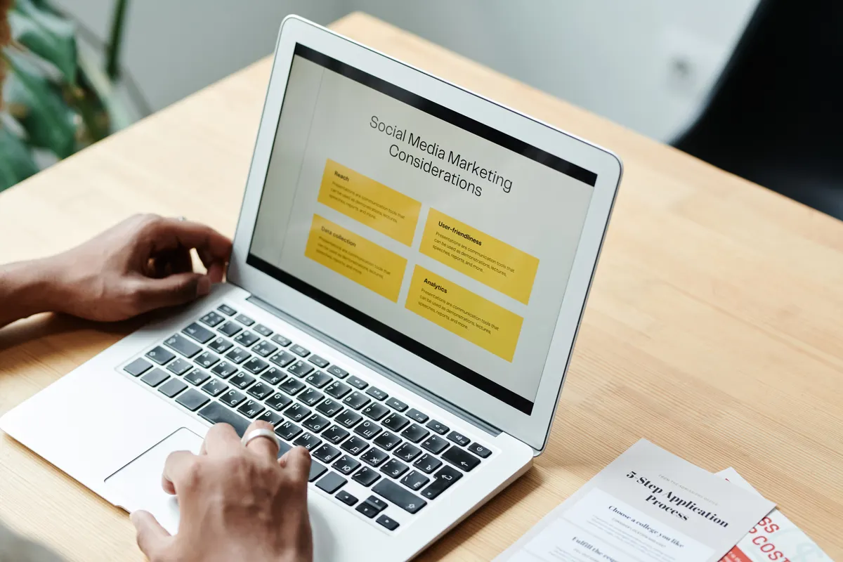A person using an AI powered blog generator to streamline their SEO blog workflow and content drafting.