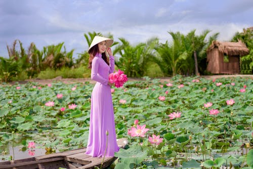 Gratis stockfoto met Aziatisch, bloemen, conische hoed