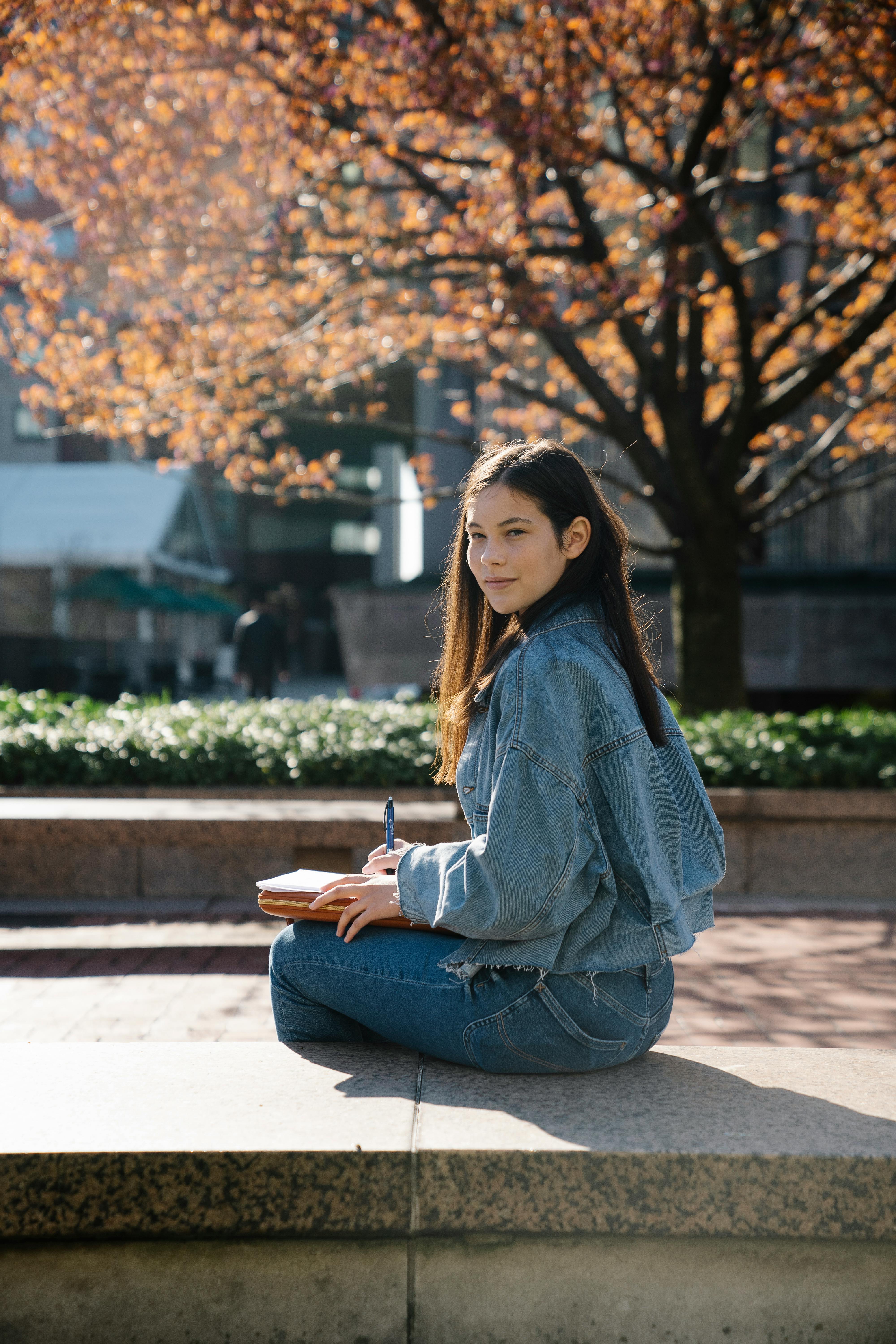 Beige jacket with outlet jeans