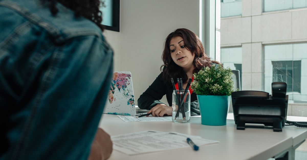 Comment bien communiquer avec votre expert conseil banque