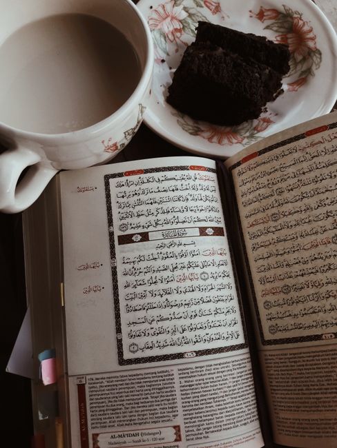 Keutamaan Membaca Surah Al-Waqi'ah Keutamaan Membaca Surah Al-Waqi'ah