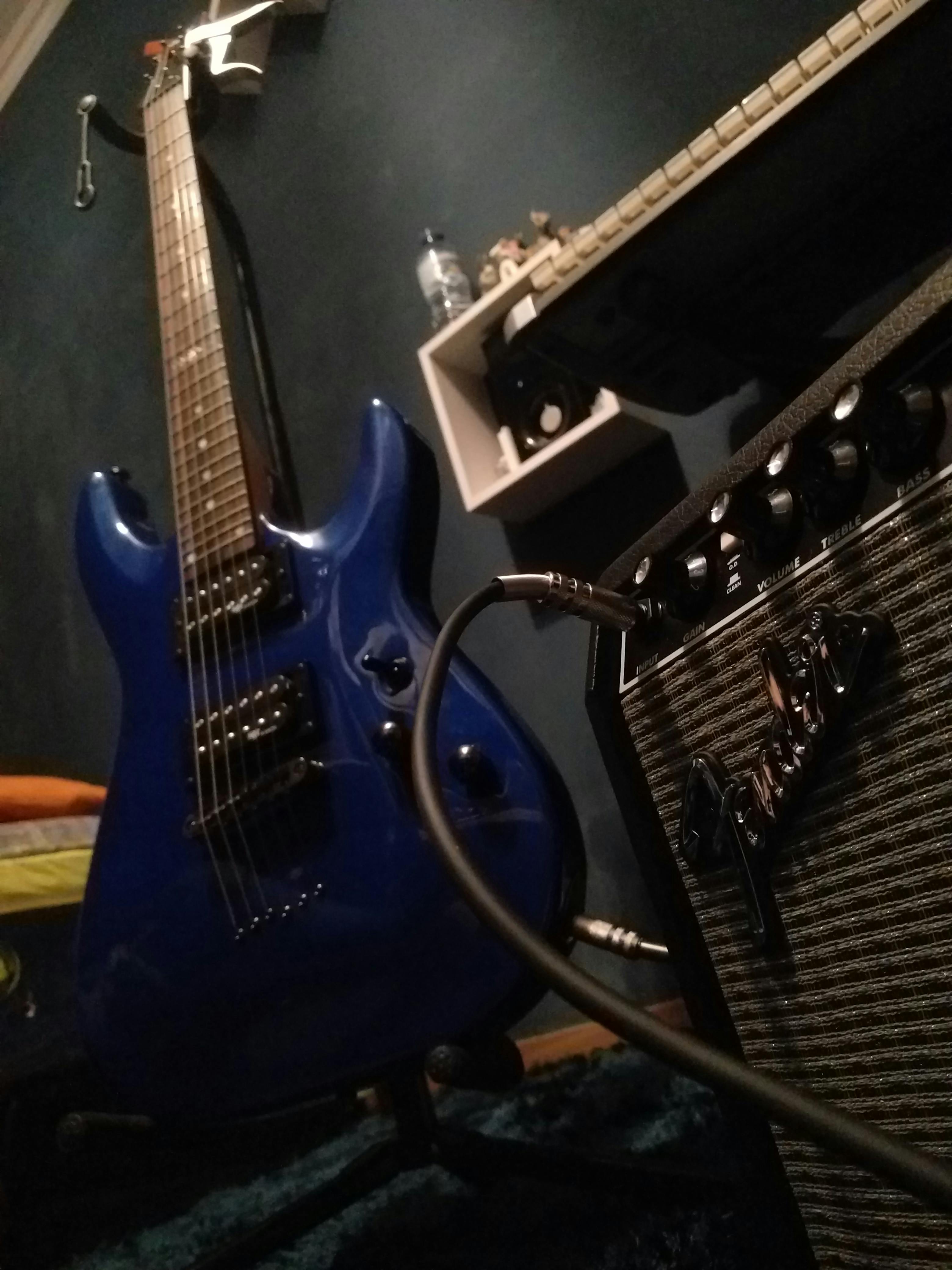 Unduh 600 Wallpaper Biru Gitar Gratis Unduh 600 Wallpaper Biru Gitar Gratis