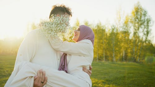 Free adam, arapça kadın, Aşk içeren Ücretsiz stok fotoğraf Stock Photo