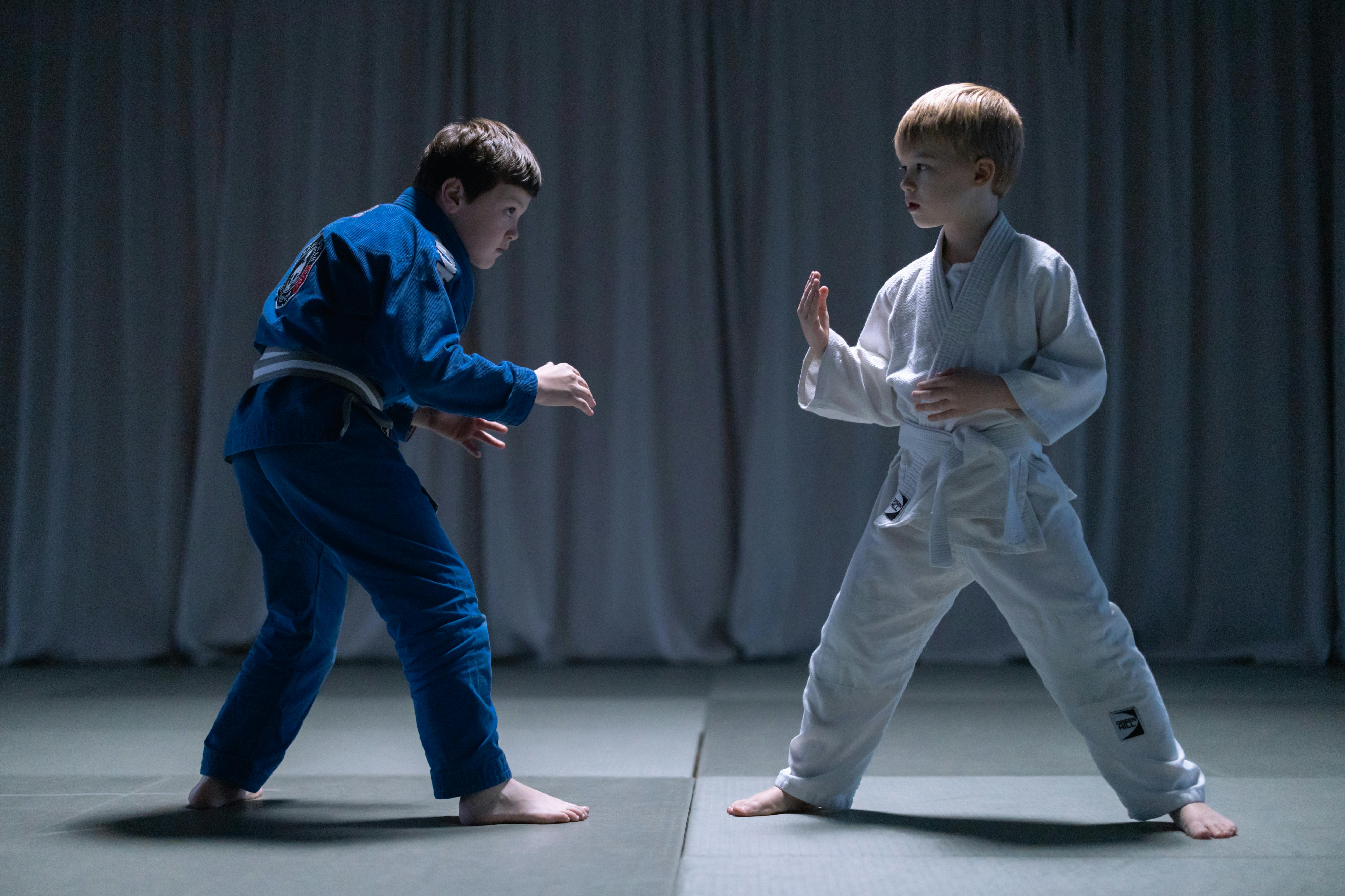 涼亭裡的國防課：提升民眾國防意識的重要性