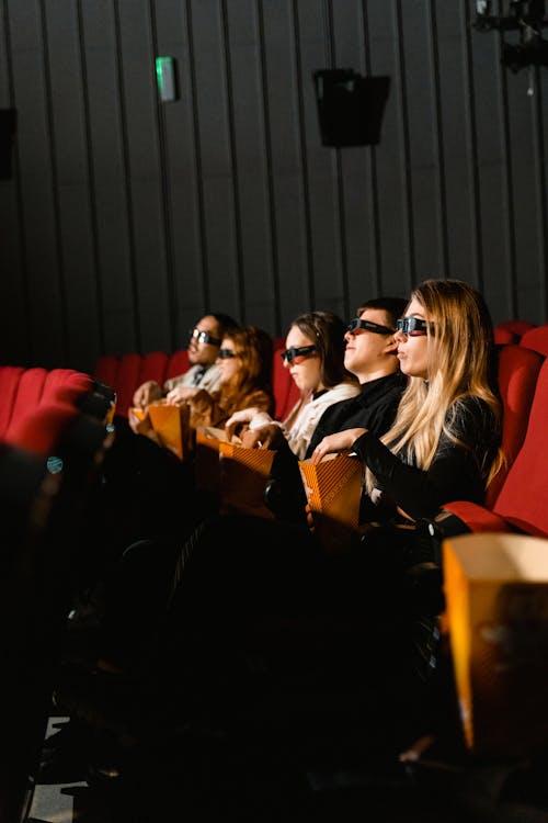 Fotos de stock gratuitas de asientos, audiencia, cine