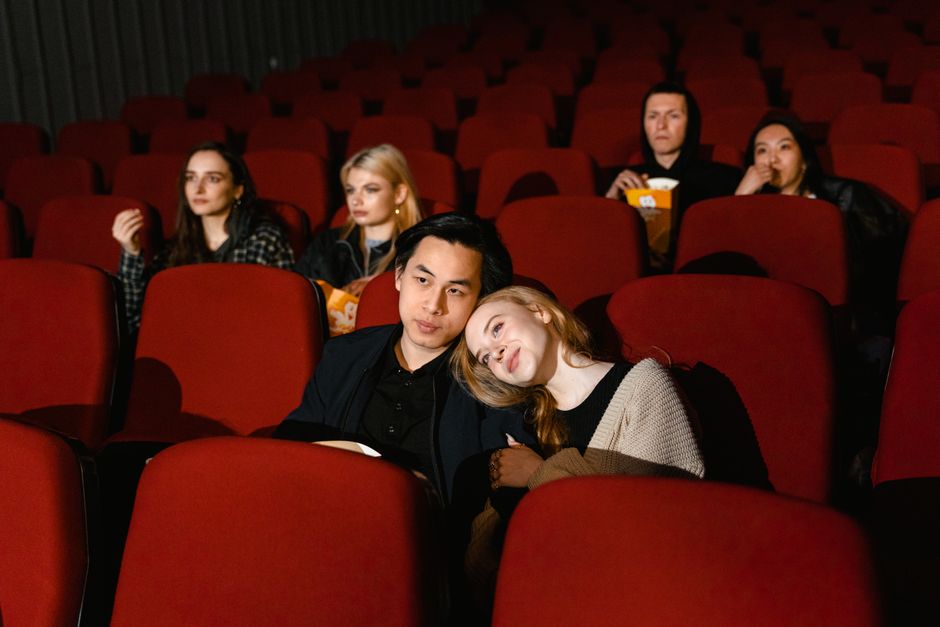 映画『山口くんはワルくない』からアオハル度120%の新写真解禁、高橋恭平×髙橋ひかる×岩瀬洋志の浴衣姿も(Bezzy)