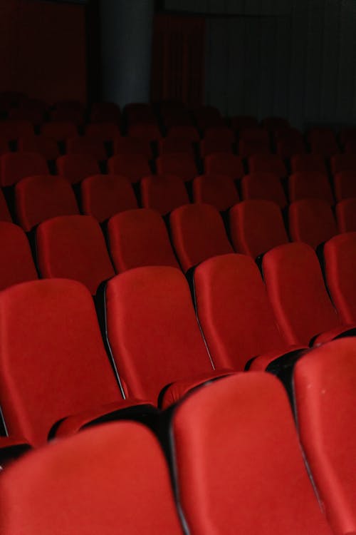 Immagine gratuita di cinema, posti a sedere, rosso