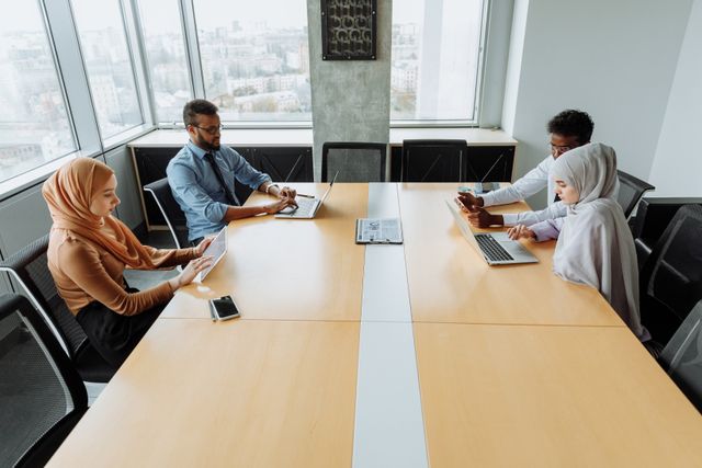 Outsourcing vs Offshoring: A Buyer's Decision Framework