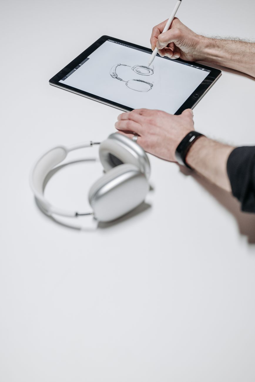 Color E-Ink vs E-Ink Tablets for Students: Which is Better for Learning?