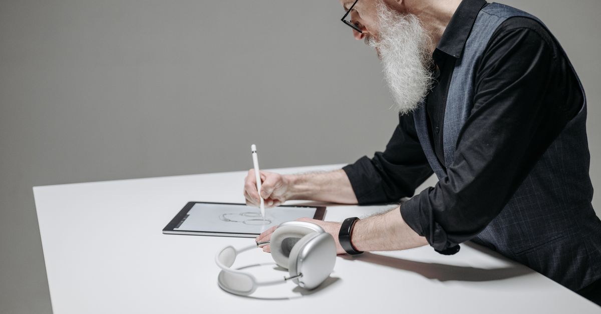 Illustration - Senior Product Designer