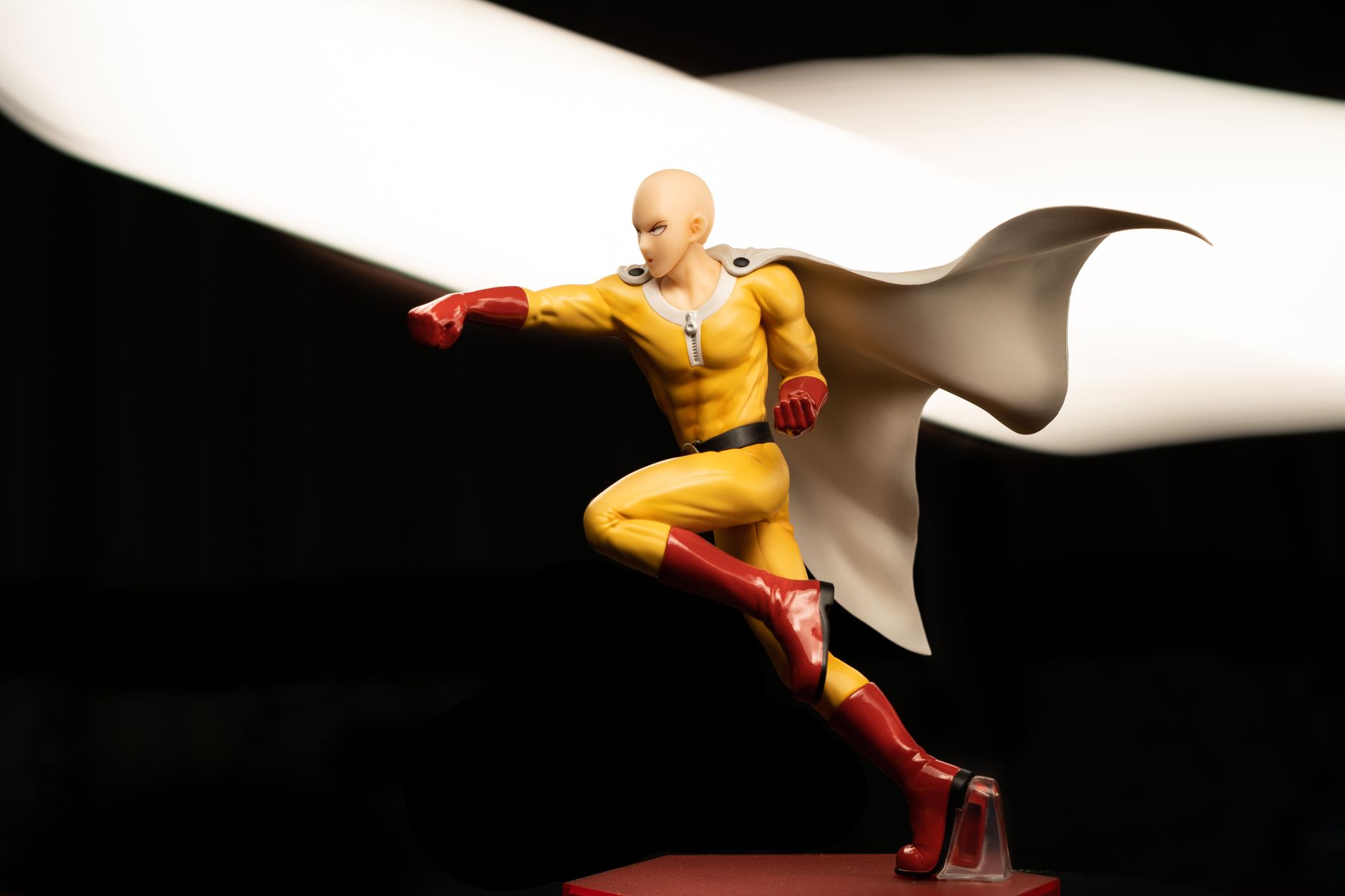 https://www.pexels.com/photo/close-up-of-superhero-toy-8000986/