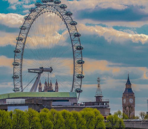 Ücretsiz London Eye Ve Big Ben Tower Fotoğrafı Stok Fotoğraflar