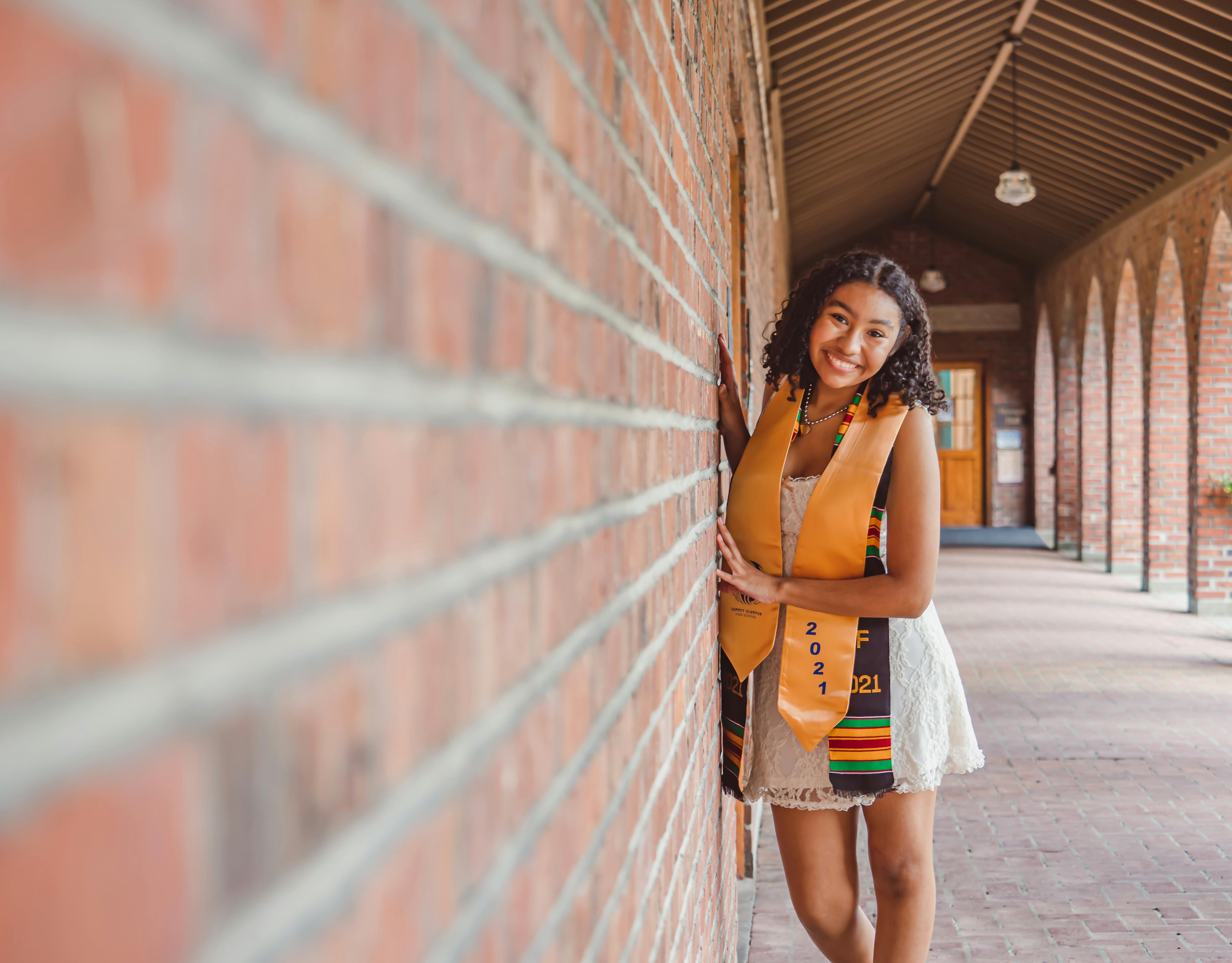 Iklan 70-an Mengubah Aspirasi Perempuan Indonesia: Karir dan Pendidikan Terkuak