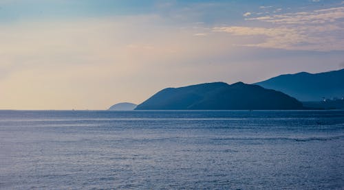 Kostenlos Szenische Ansicht Des Ozeans Während Der Morgendämmerung Stock-Foto