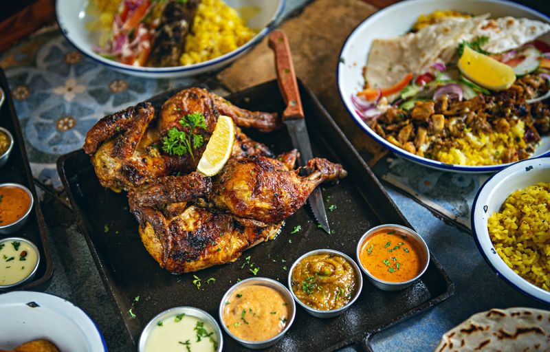 Grilled chicken served with a variety of low calorie dipping sauces