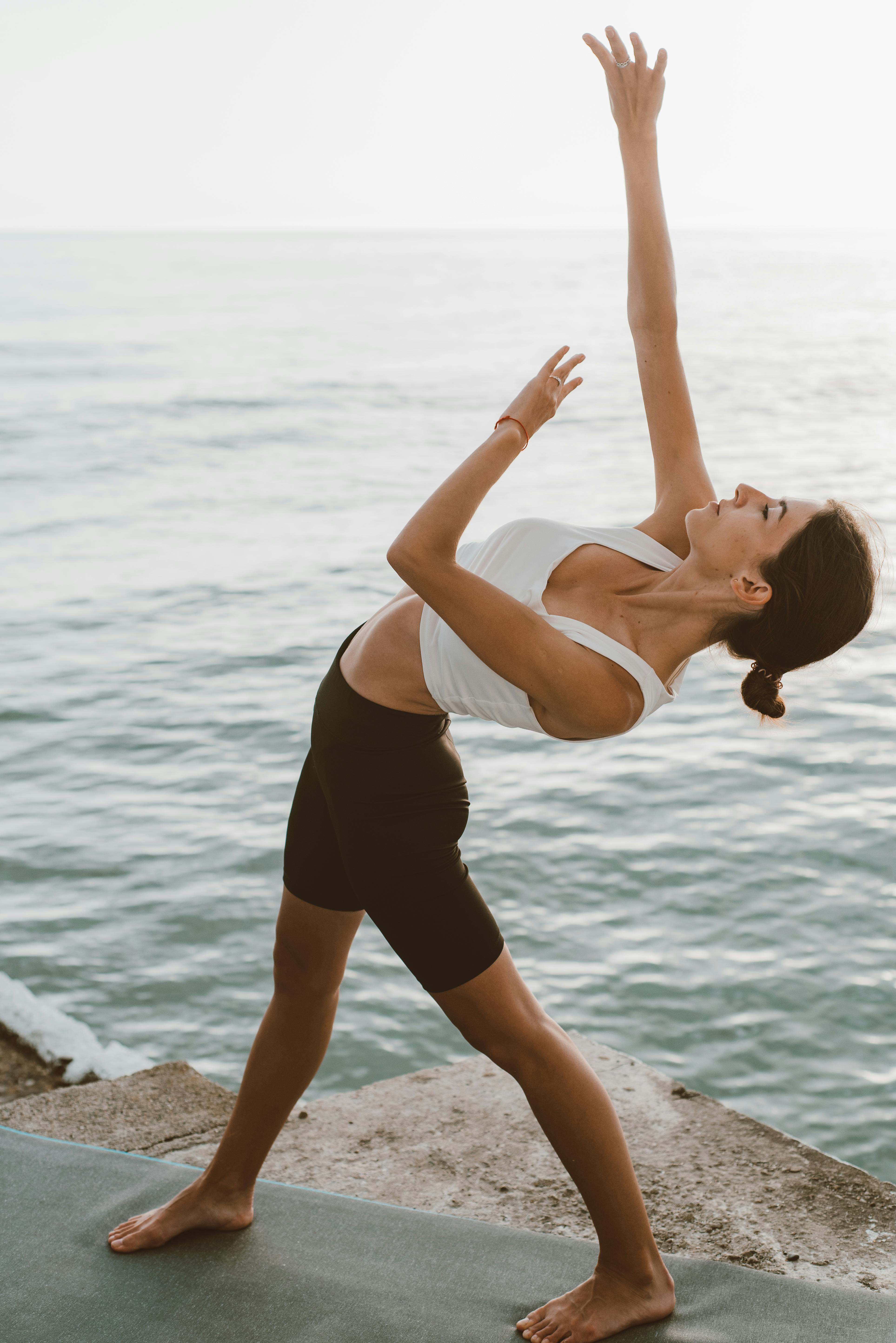 Sun Salutation for Beginners: 30-Day Challenge & Form Guide Pinterest