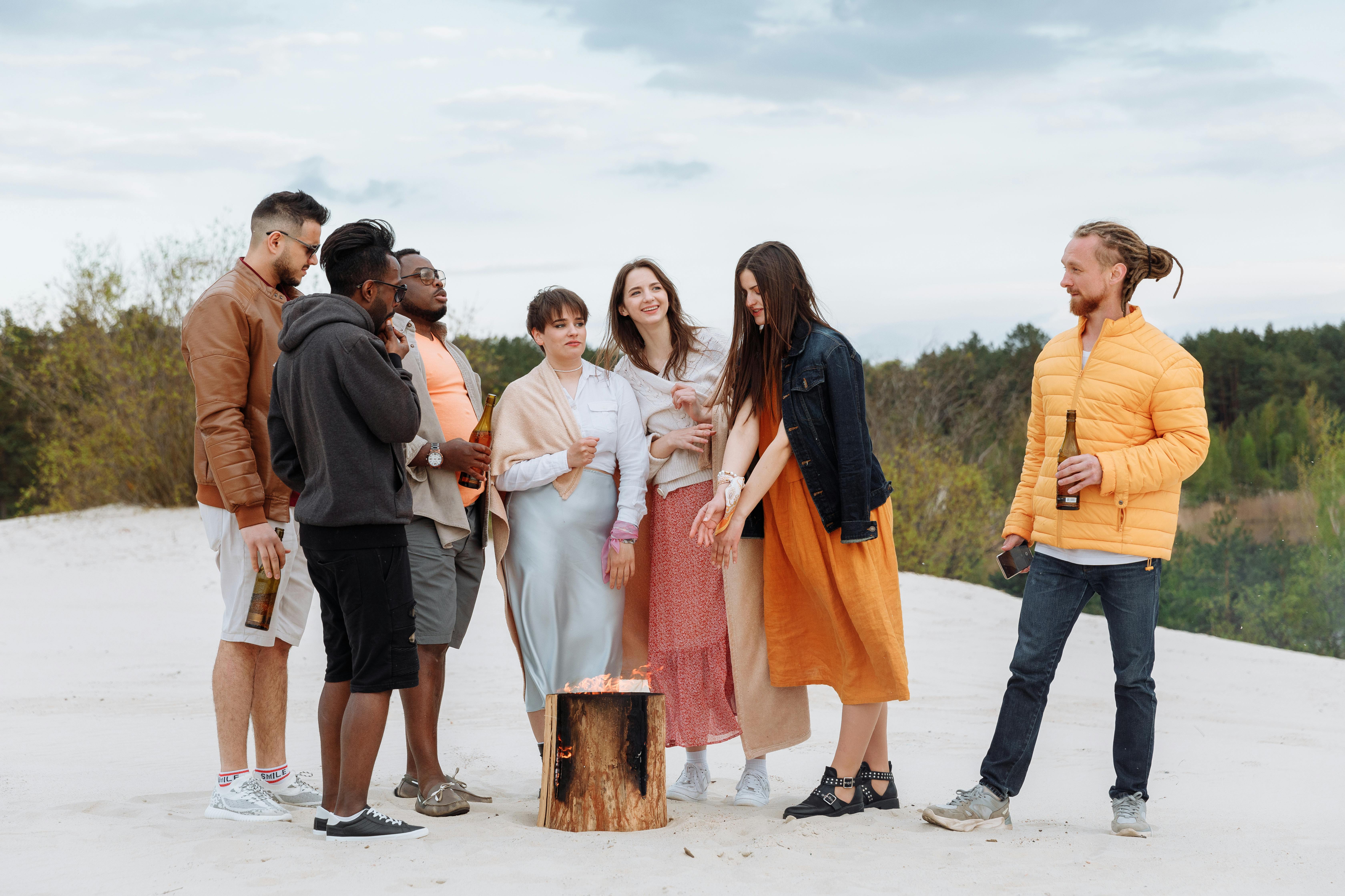 After Some ‘Pretty Terrible’ Ideas, These Friends Started a College Side Hustle That Made $10K in 30 Days: ‘I Carry My Laptop