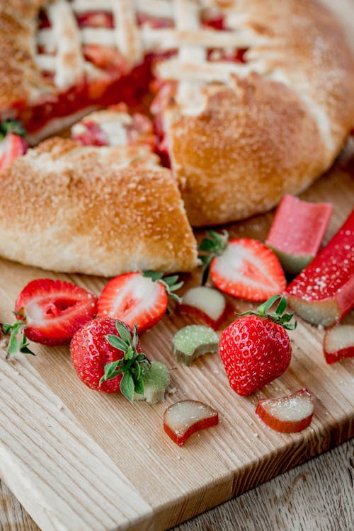 Ingredients of the Strawberry Rhubarb Pie