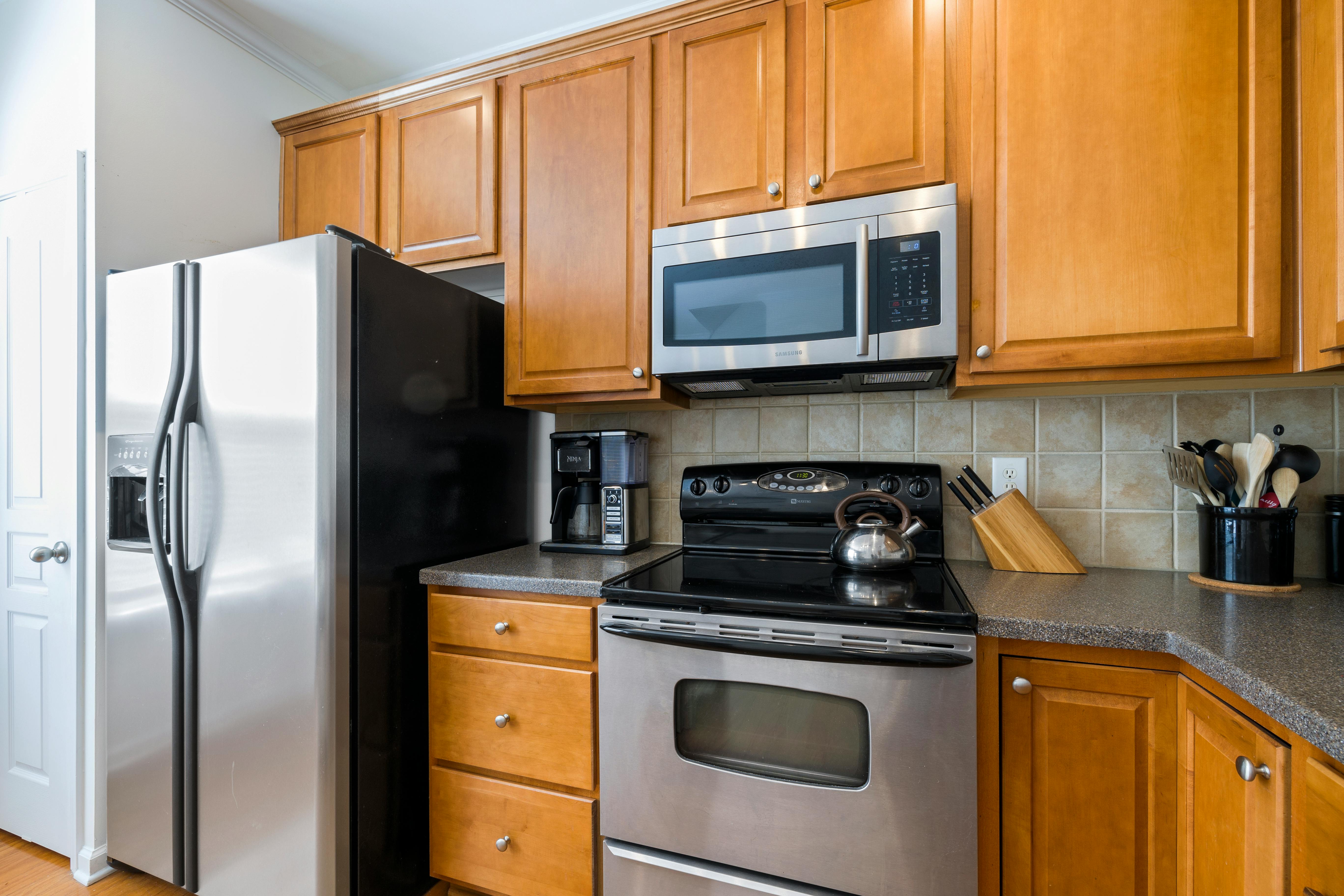 Maintaining Stainless Steel Appliances ⋆ S & W Cabinets