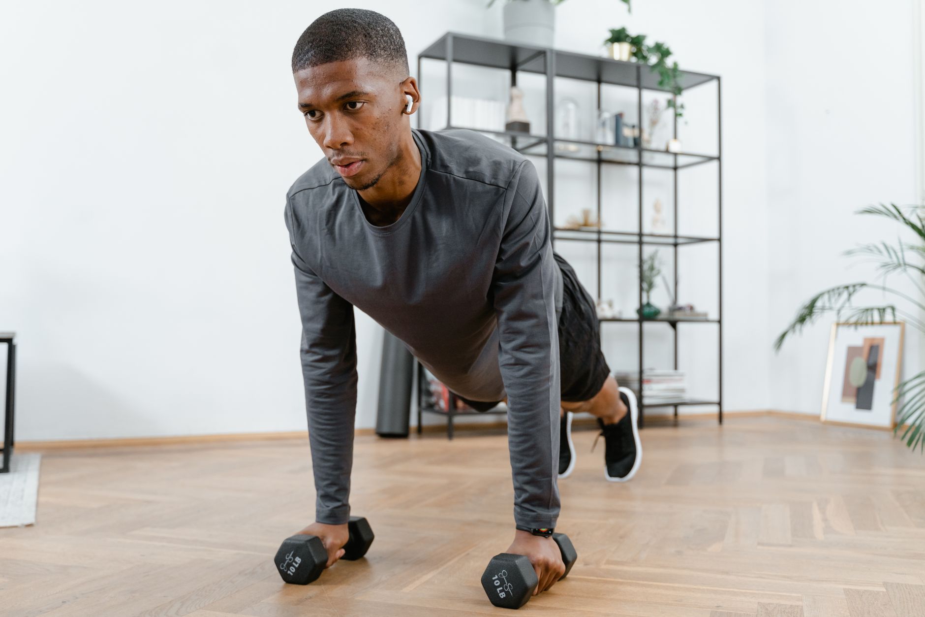 Best HIIT Workout for Beginners at workout technique step by step