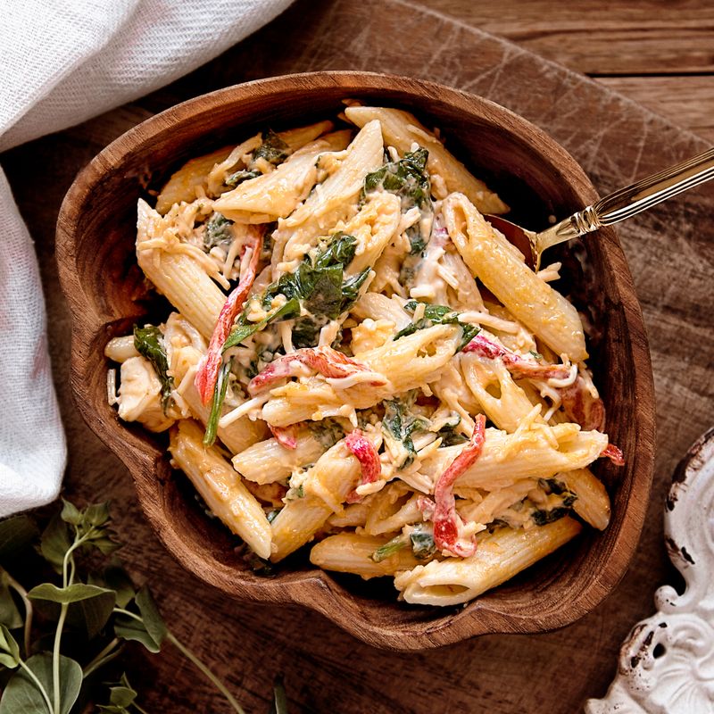 Creamy Ham and Cheddar Pasta Salad