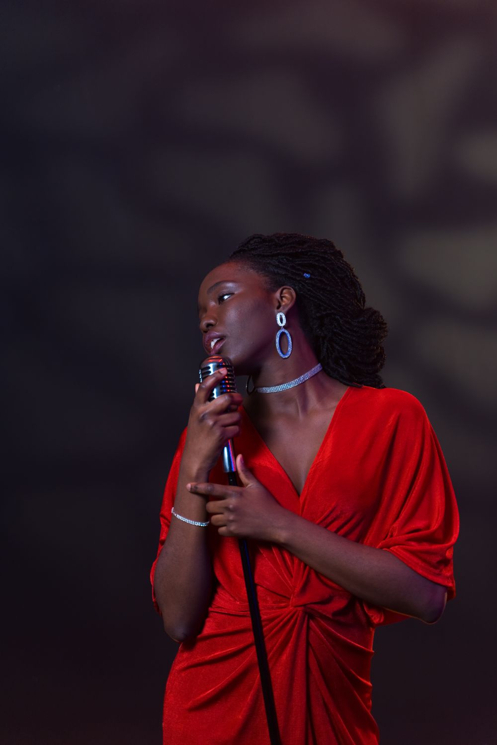 A Female Singer in Red Dress 路 Free Stock Photo