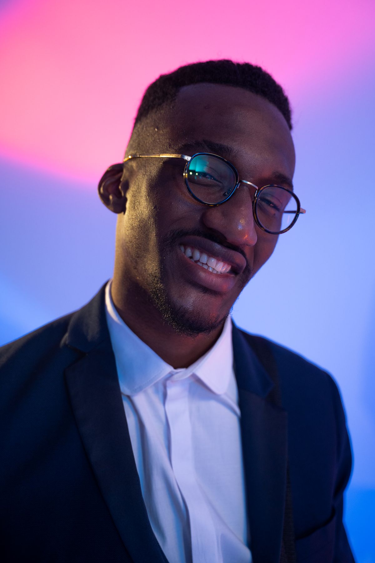 Artist portrait in streetwear