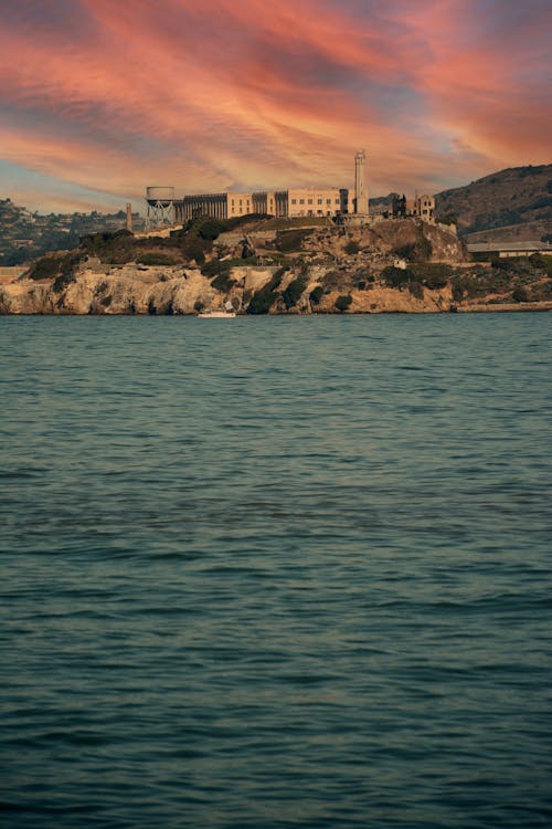 Základová fotografie zdarma na téma alcatraz, exteriér budovy, moře