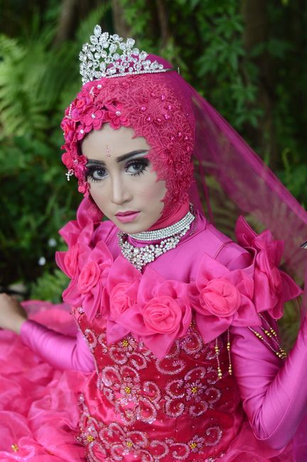 Makeup yang Sesuai untuk Gaya Hijab Formal Makeup yang Sesuai untuk Gaya Hijab Formal