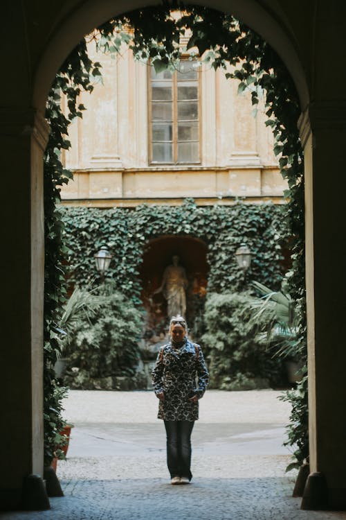 女人, 綠色調, 羅馬 的 免費圖庫相片