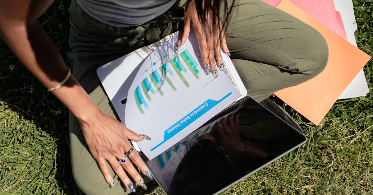 How long can Lenovo laptop last