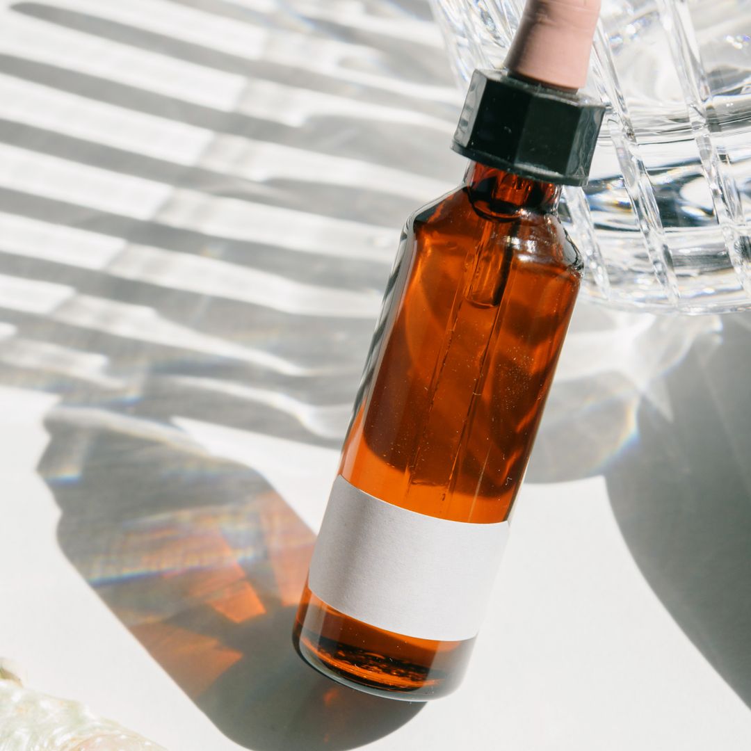 Capryloyl Salicylic Acid and Polyhydroxy Acids Replace Aggressive Exfoliants in Low-Irritation Korean Skincare Routines