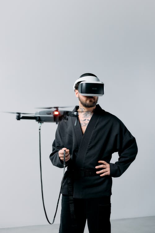 無料 VRヘッドセット, アドバンス, おとこの無料の写真素材 写真素材