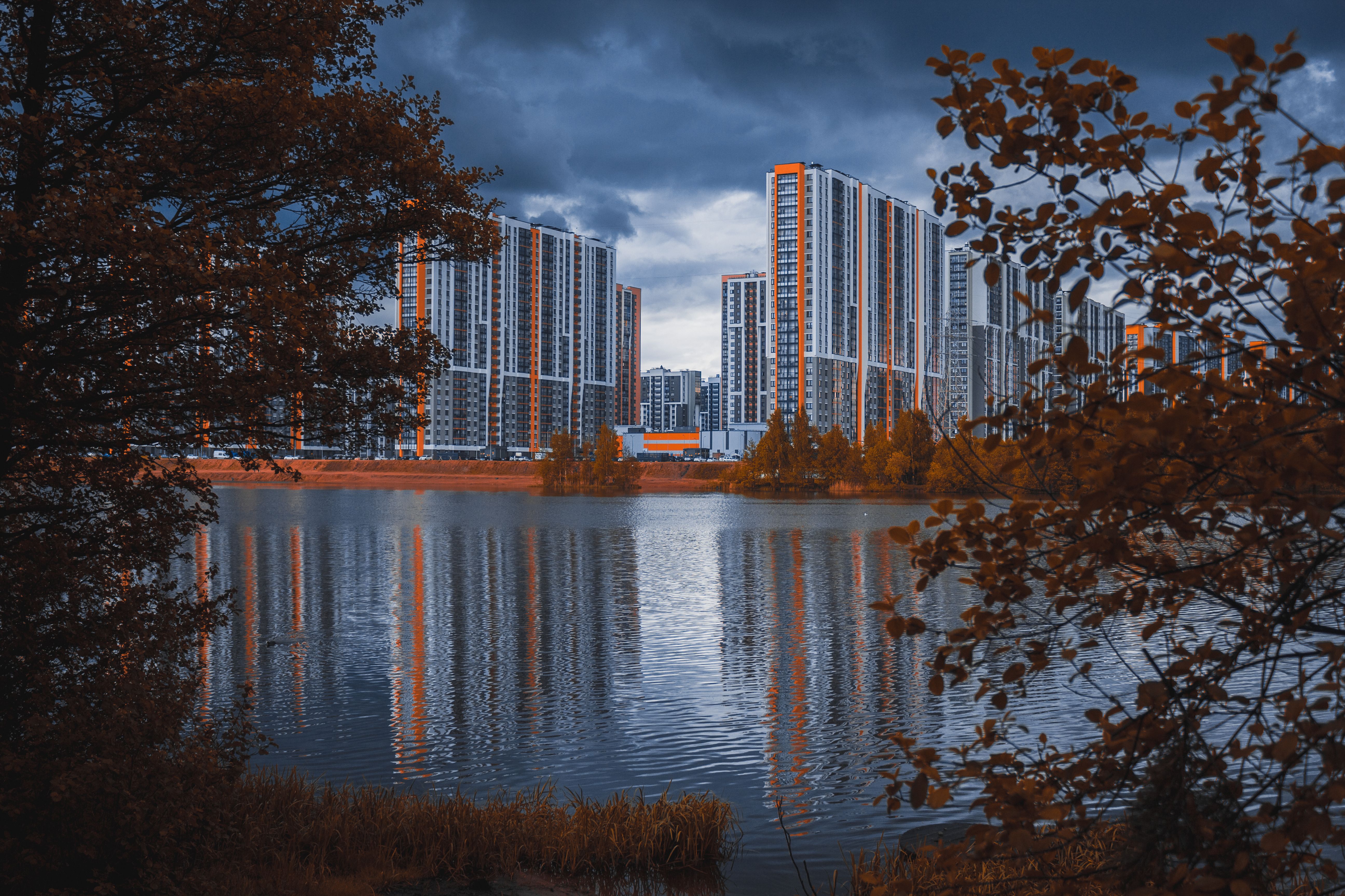 Varsity Lakes