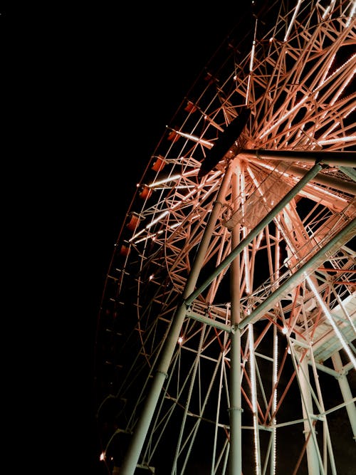 White and Brown Ferris Wheel