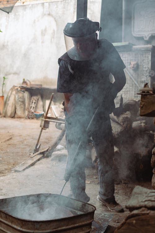 Kostenloses Stock Foto zu arbeiten, gesichtsschutz, handwerker