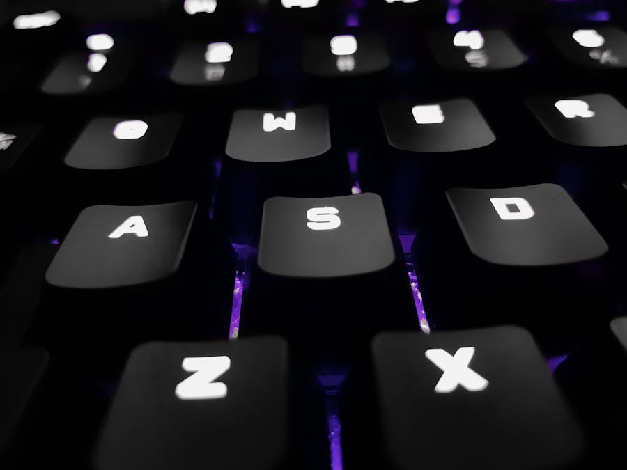 What is the difference between a 61 key and 88-key?