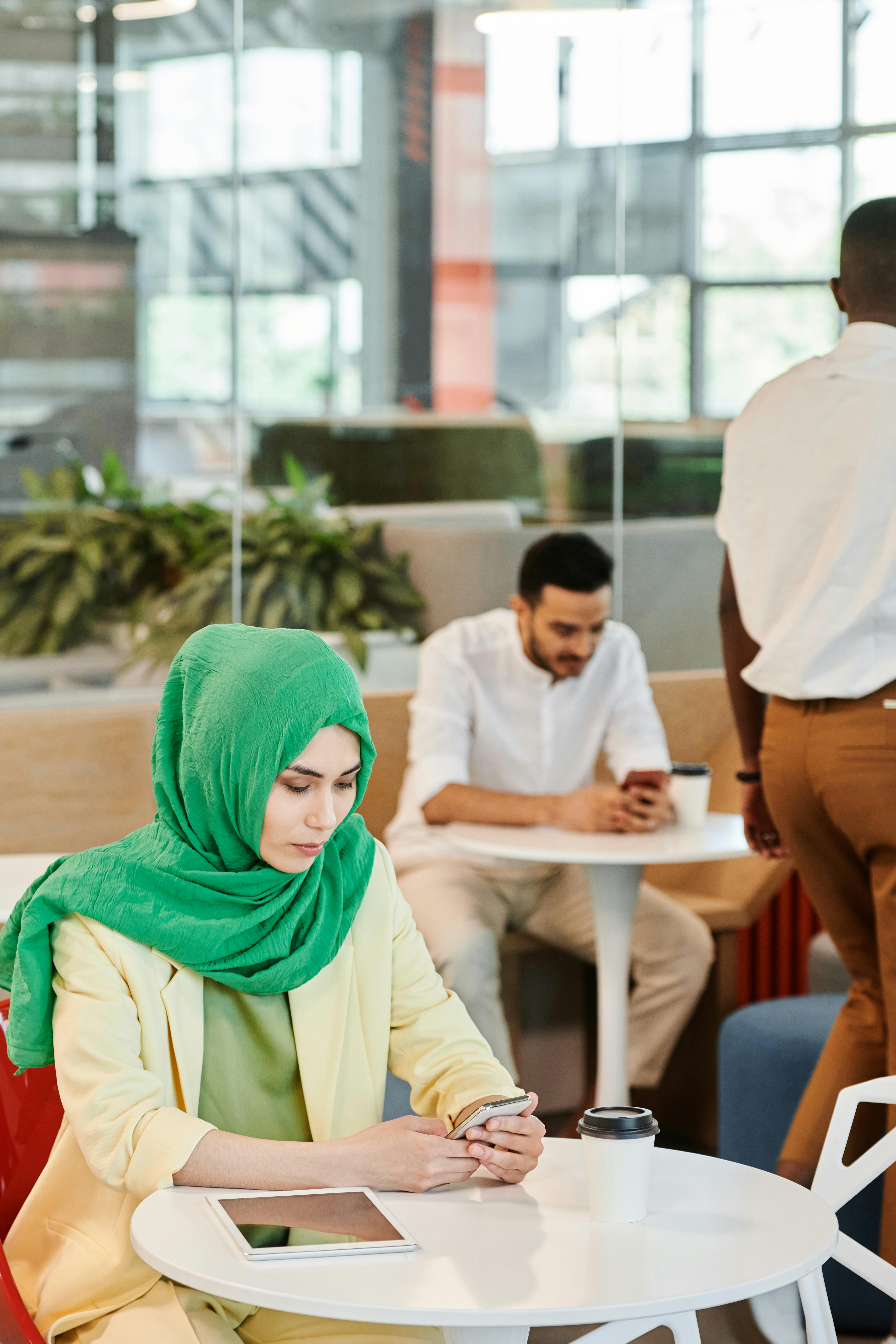 What personality do rich people have?