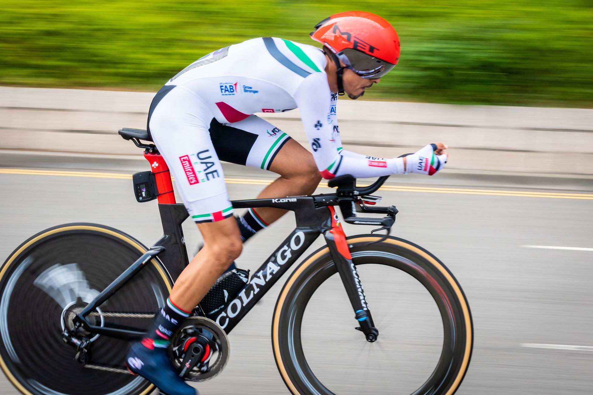 Visma - Lease a Bike wint ploegentijdrit, Van Aert moest vroeg lossen
