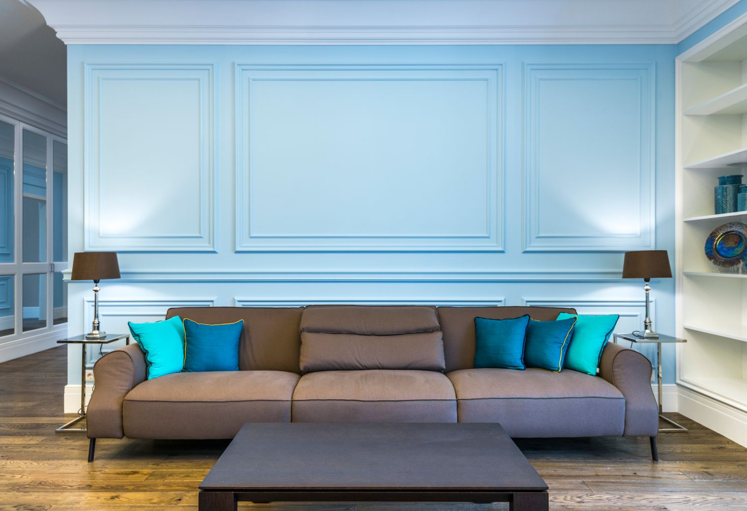 Trimsaran — professional movers carrying furniture on a house move