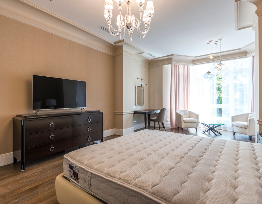 Deluxe King Room