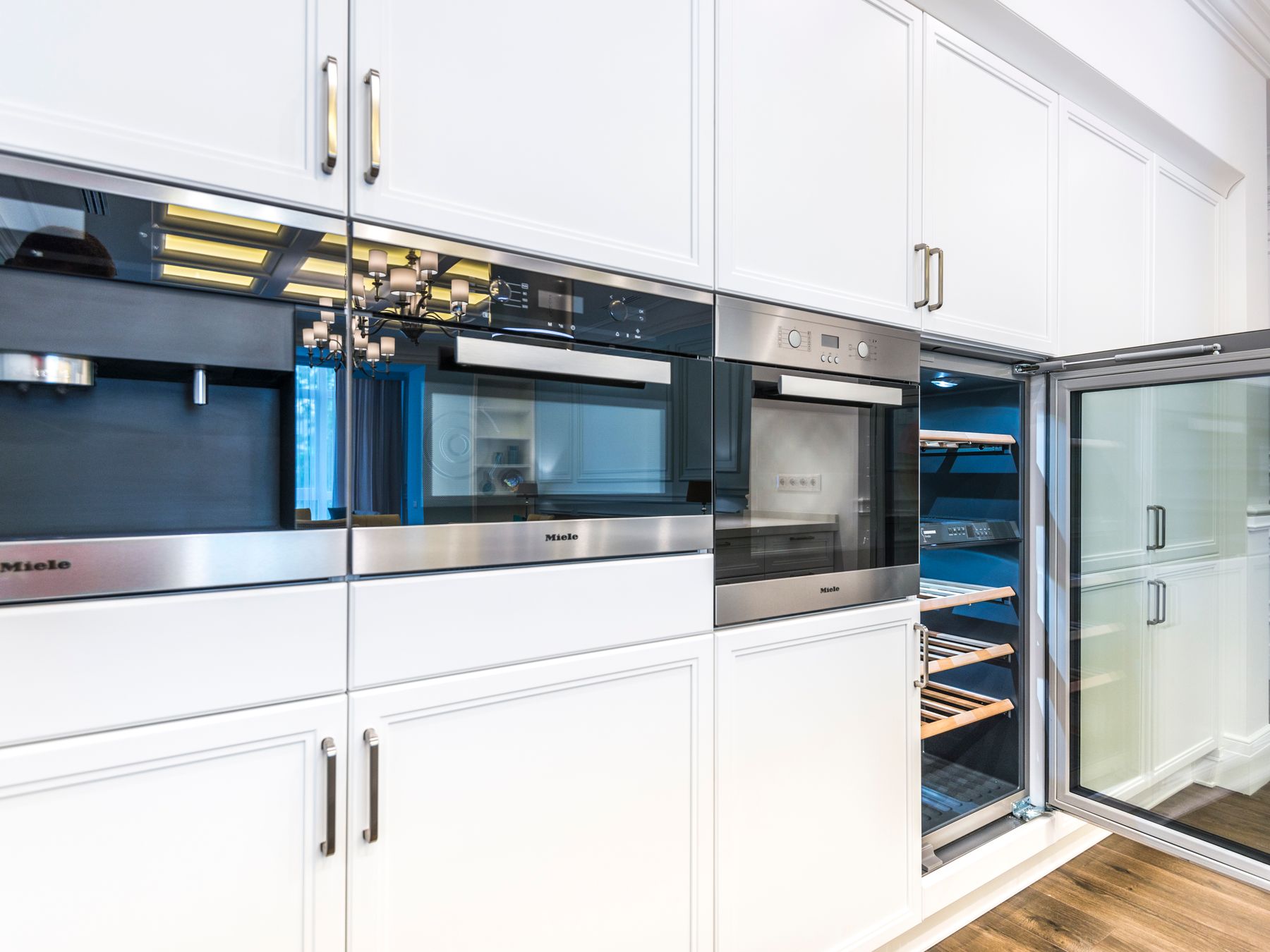 Kitchen Spraying in North End — quality trade paint going on in two coats
