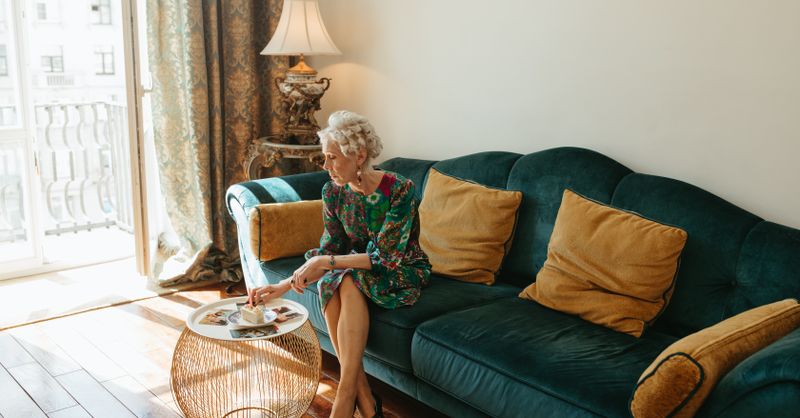 Canapé sauge tendance : comment l’intégrer avec style et simplicité