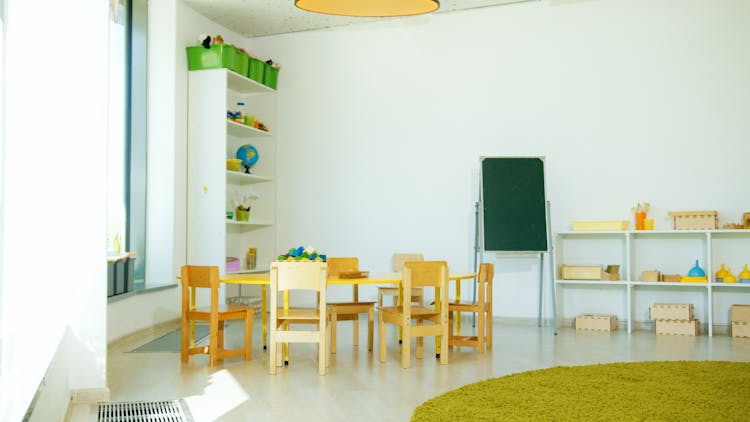 Brown Wooden Table With Chairs