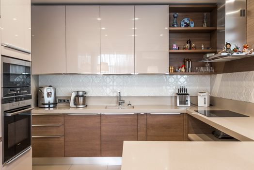 Rak stainless steel dapur komersial untuk efisiensi penyimpanan makanan