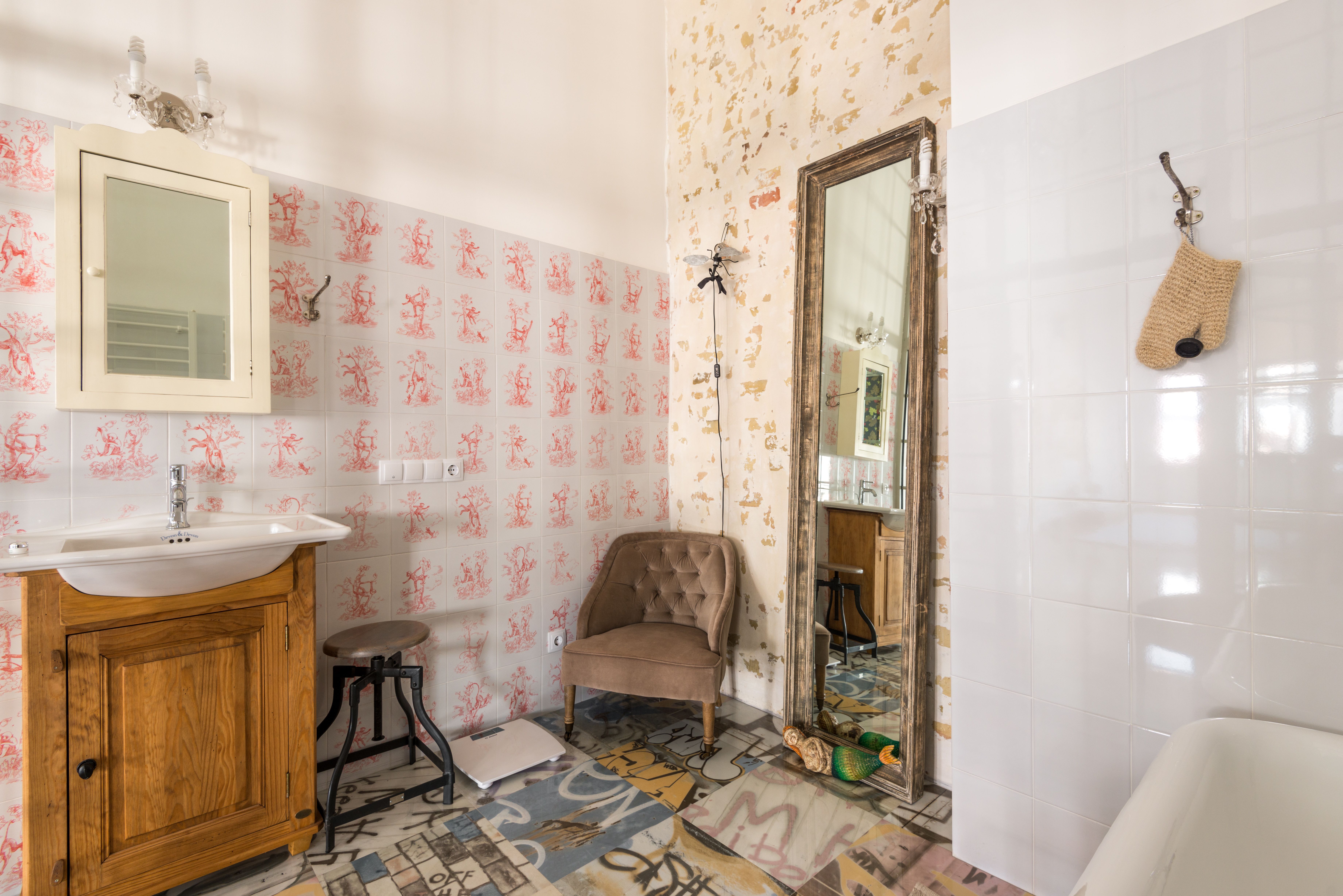 Wallpapering in Grove Park — quality trade paint going on in two coats