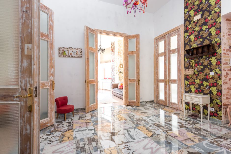 bold interior color combinations