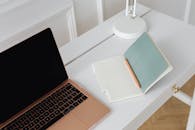 technology office modern workspace - Photo by Karola G